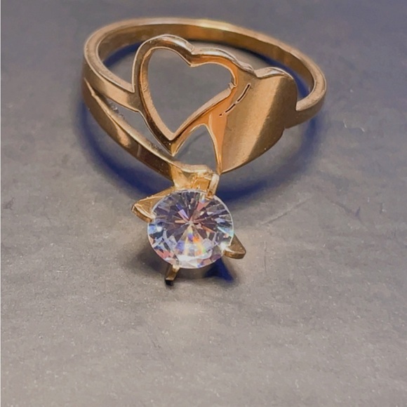 NWT Stainless Steel Gold zircon double Heart Woman ring Size 6.5 - Picture 16 of 16